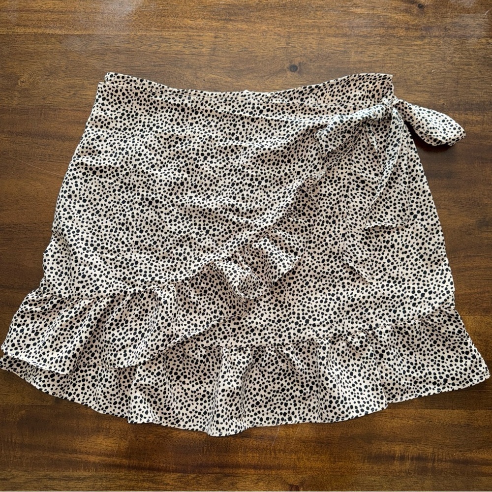 Just Quella Tan with Black Spots Tie Faux Wrap Skirt Womens Medium 8 10